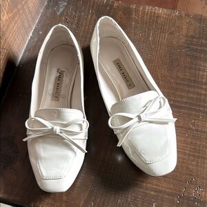 Zara Women's Cream Patent Loafers